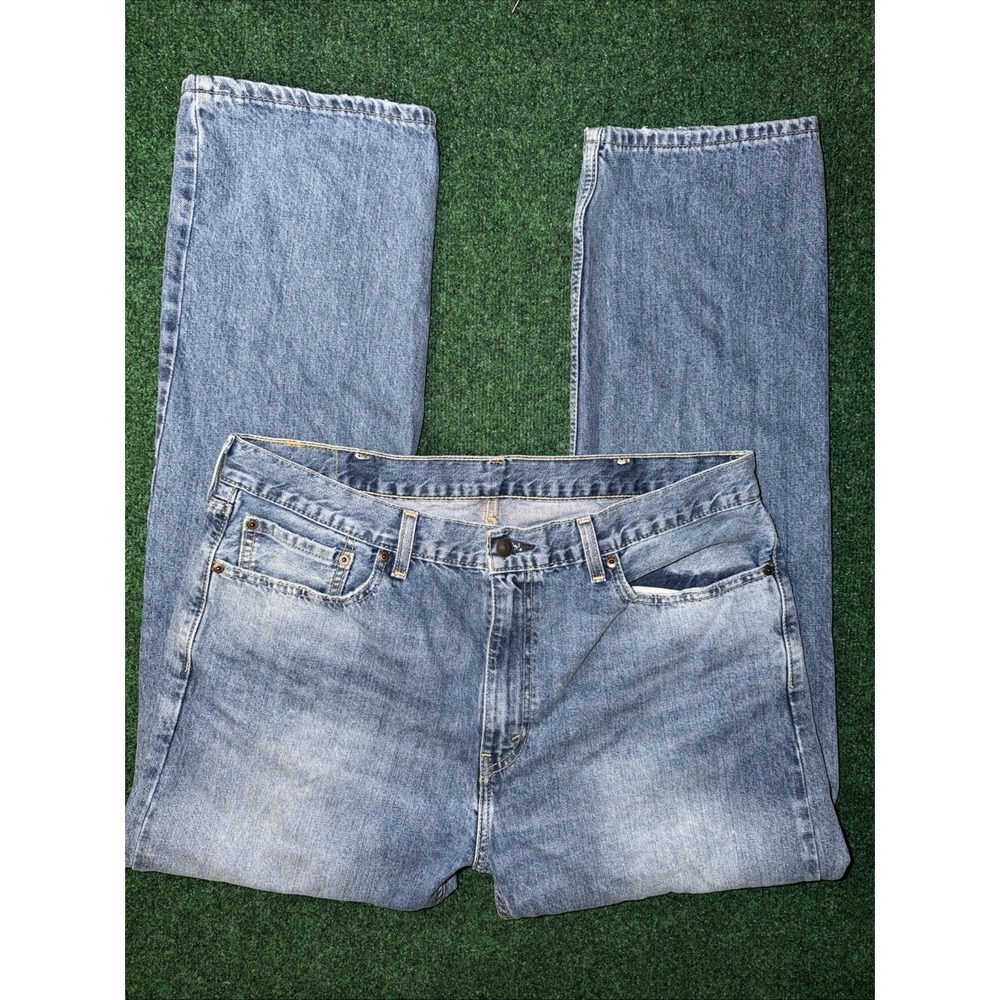 Levi's 505 Straight Leg Men's Size 38 X 32 Light Wash Jeans Y2K Style 045